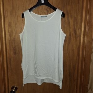 🌟 Incashmere hi low tank top NWT